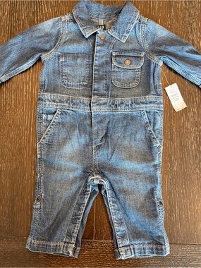 NWT Baby Gap Blue Denim Coveralls 6-12 M Soft Chambray Roll Tab Legs Jumpsuit